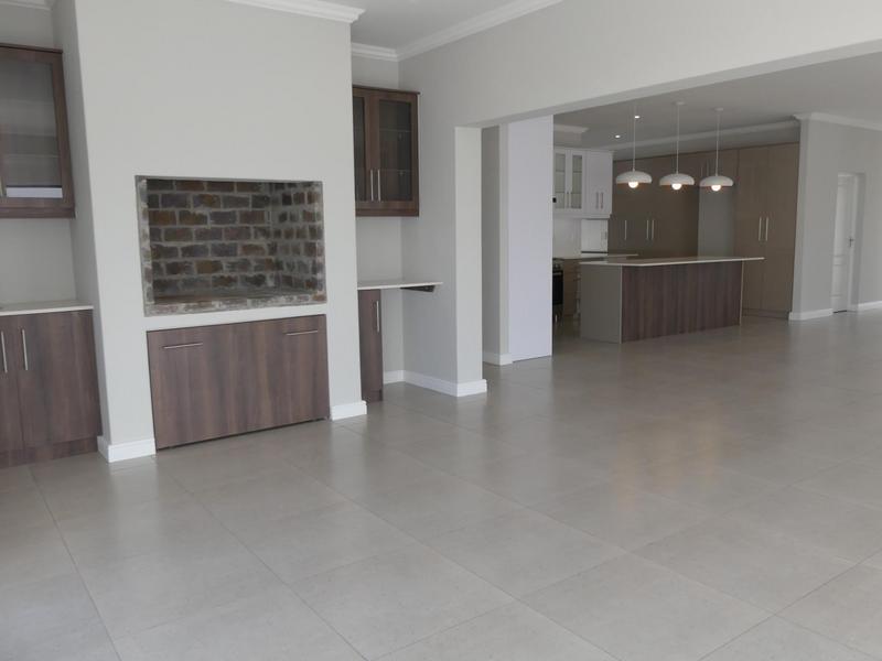 3 Bedroom Property for Sale in Sandy Point Western Cape